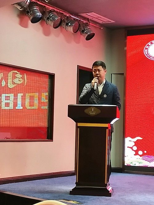 青年商会年会许_副本.jpg